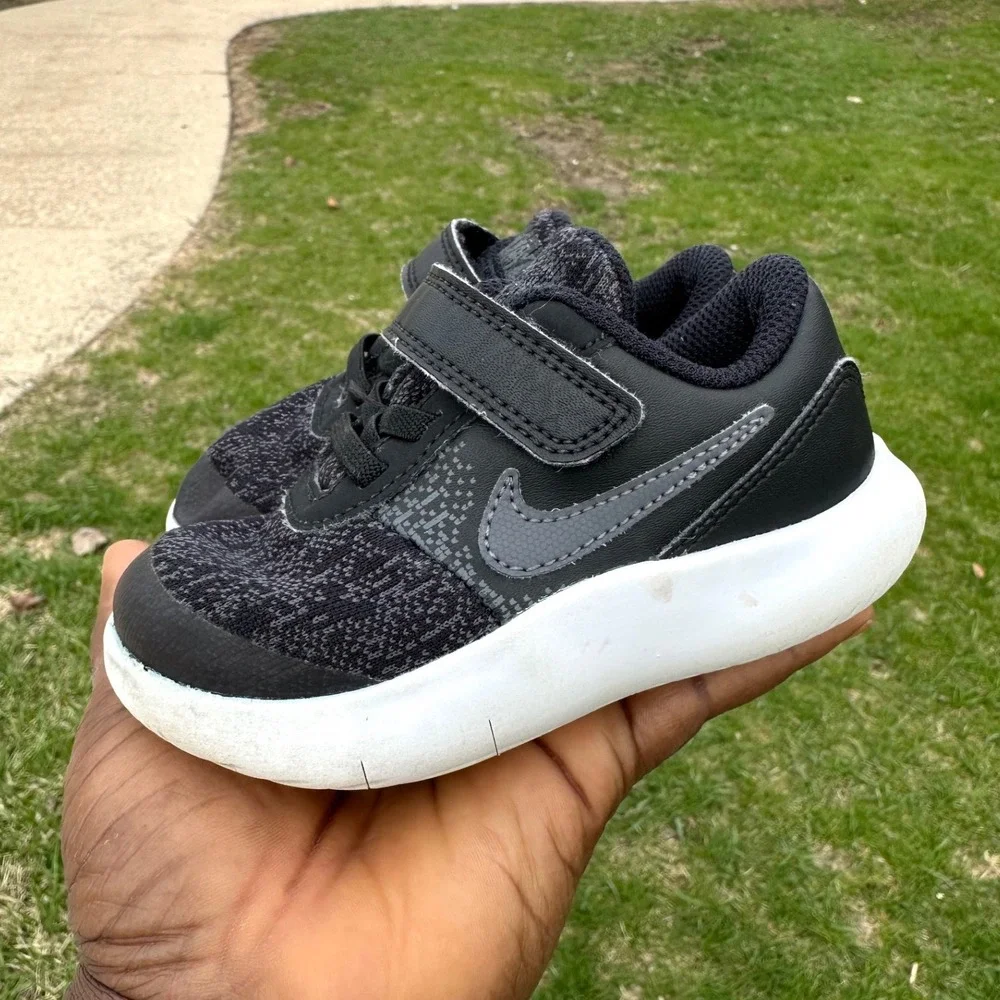 Nike Flex Contact Toddler Boy Sneakers Size 7‎ Black Shoes